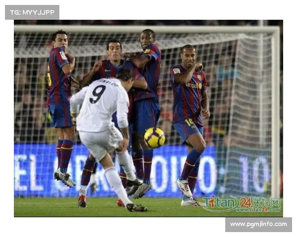 多特蒙德单刀屡失良机 最终凭绝杀逆转获胜 多特蒙德单刀屡失良机 最终凭绝杀逆转获胜